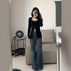 批发春秋搭配一整套<b class='q'>大码</b>胖mm开叉针织衫牛仔裤独特减龄时尚两件套装女