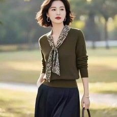批发洋气新中式潮时髦针织毛衣女秋冬新款高端精致百搭减龄针织上衣