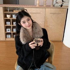 批发黑色羊羔毛外套女2025秋冬新款毛领拉链加厚保暖<b class='q'>高级</b>感毛毛上衣潮