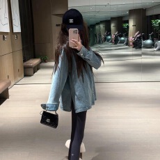 批发冬季搭配一整套大码胖mm<b class='q'>牛仔</b><b class='q'>外套</b>叠穿毛毛马甲韩系复古好看套装女