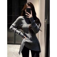 批发2026年冬季<b class='q'>森林</b>北同款黑色不规则毛衣气质高级感显瘦miu<b class='q'>系</b>针织衫