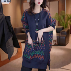 批发2026春季新款独特好看复古风圆领上衣洋气宽松显瘦中长款印花<b class='q'>卫衣</b>