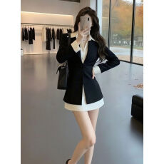 批发法式赫本风假两件连衣裙女春秋季大码胖mm巨好看高级感翻领短裙子