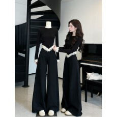 批发春秋搭配一整套<b class='q'>大码</b>胖mm蕾丝边上衣阔腿裤休闲独特超火两件套装女