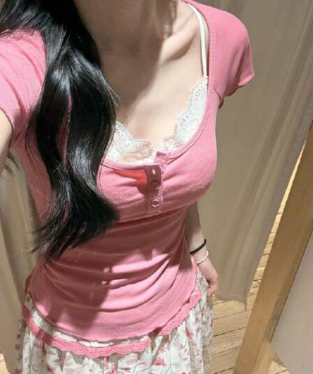 한 부서 달콤한 스타일 핑크색 u 칼라 긍정적 인 어깨 반팔 티셔츠 여성 꽃무늬 패치워크 반신 스커트 여름 부드러운 연령 감소 세트