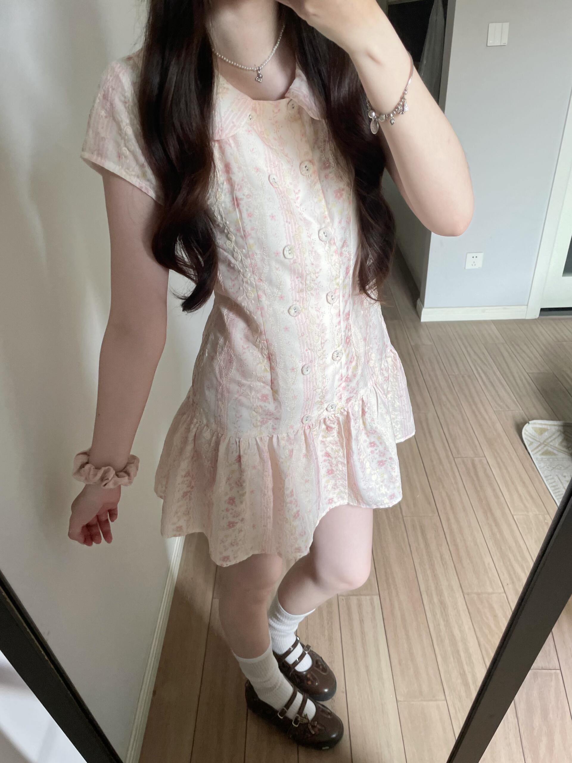 분말 안개 장미 일기 프랑스식 베이비 칼라 꽃무늬 여성 드레스 여름 허리 수축 슬림해 보이는 순수한 욕망 바람 플리츠 미니 스커트