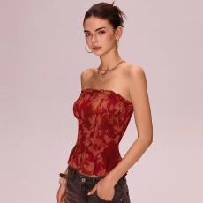 批发2026新款红色印花抹胸背心设计感小众外穿辣妹无袖露背上衣女<b class='q'>夏</b>季