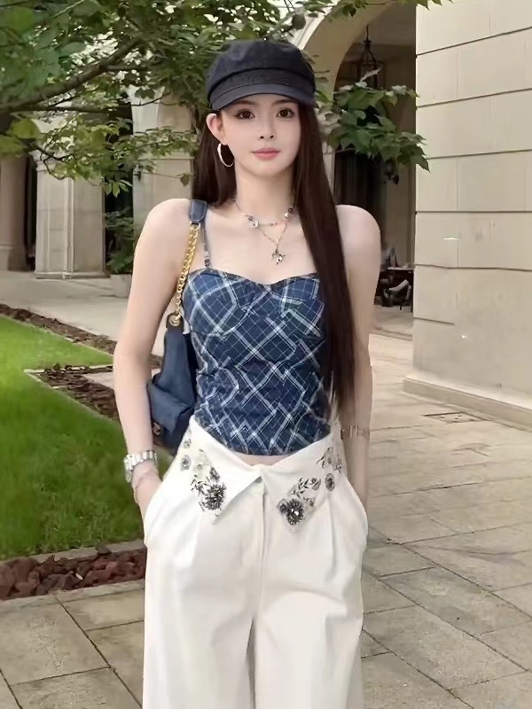 레트로 체크무늬 튜브탑 캐미솔 인사이드 가져 가라. 여름 2026 새로운 외출용 아름다움 뒤로 슈퍼 잘 생긴 민소매 맨위