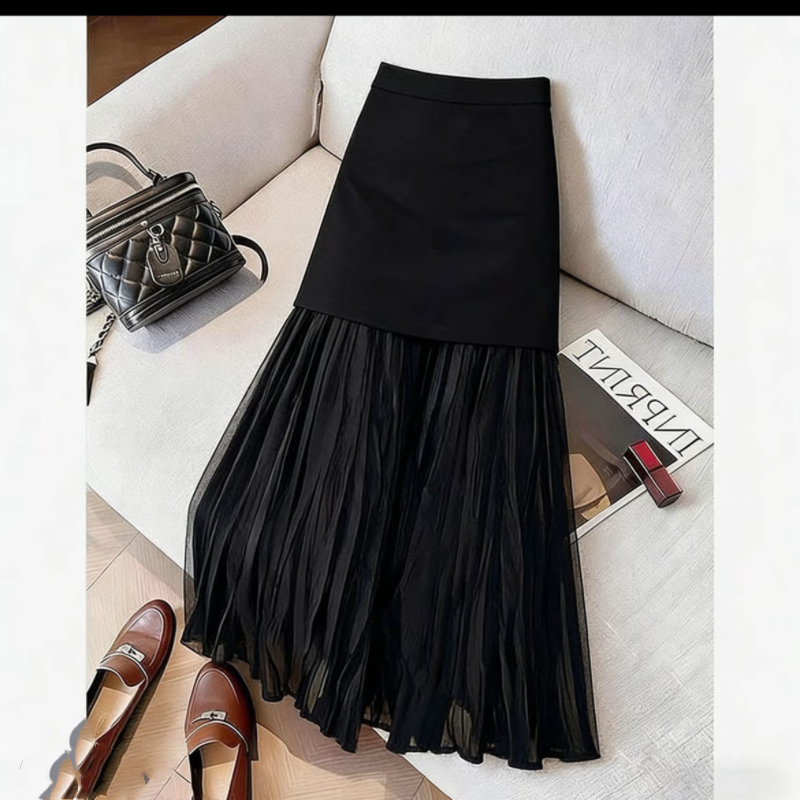 검정색 패치워크 주름 반신 스커트 여성 2026 새로운 봄 디자인 센스 품격 슬림해 보이는 하이웨이스트 중간 길이 A라인 스커트