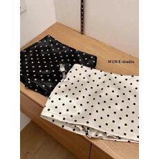 批发气质缎面波点简约半身裙女春夏新款显瘦低腰包臀裙减龄a字<b class='q'>短裤</b>裙