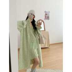 批发实拍微胖温柔风套装女秋季蕾丝针织上衣胖MM遮肚藏肉半身裙三件套