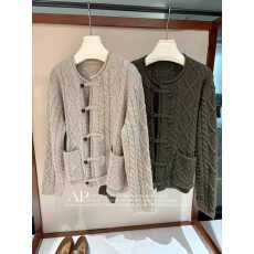 批发南油<b class='q'>正品</b>冬季新款设计师款小众法式复古针织麻花上衣