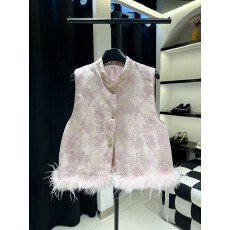 批发新中式国风高端减龄提花马甲女2025鸵鸟毛秋冬款温柔夹棉上衣