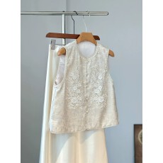 批发高端精致新中式马甲女年轻款白色重工钉珠刺绣坎肩背心外穿轻国风