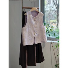 批发2026<b class='q'>春</b>烟紫色提花新中式马甲日常国风年轻款减龄叠穿背心坎肩洋气