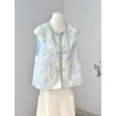 批发蓝色年轻款减龄新中式马甲女国风刺绣上衣洋气外穿无袖坎肩背心<b class='q'>春</b>