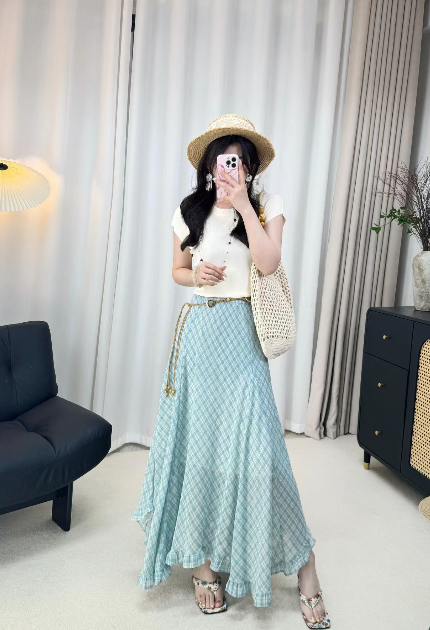 2026 봄 여름 새로운 불규칙 삽입 조각 쉬폰 프릴 중간 길이 반신 스커트 여성