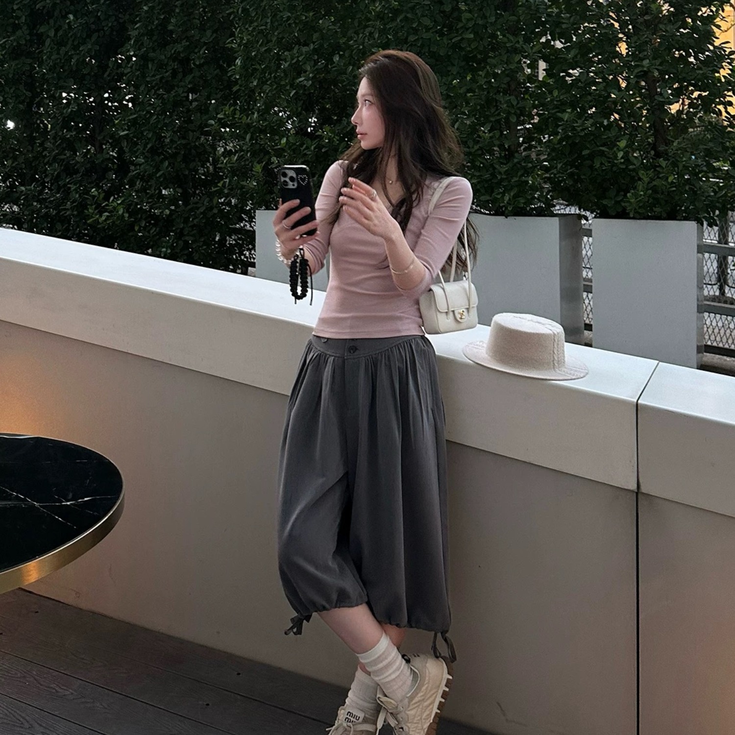goo goo eyes 도루 센스 주름 루즈핏 넓은 다리 꽃밭 바지 펌프 로프 조거 바지 여름 새로운 7부 바지