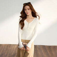 批发实拍韩系气质灰色<b class='q'>V领</b>针织衫女冬季新款修身显瘦内搭长袖上衣