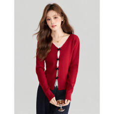 批发实拍红色假两件蝴蝶结针织<b class='q'>打底衫</b>女秋冬收腰蕾丝内搭短上衣