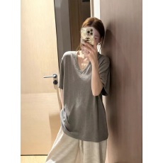 批发韩系简约V领灰色短袖T恤女夏季2026新款慵懒宽松体恤休闲半袖上衣