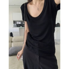 批发韩系黑色u领大领口正肩短袖T恤女夏季松弛感宽松显瘦体恤气质上衣