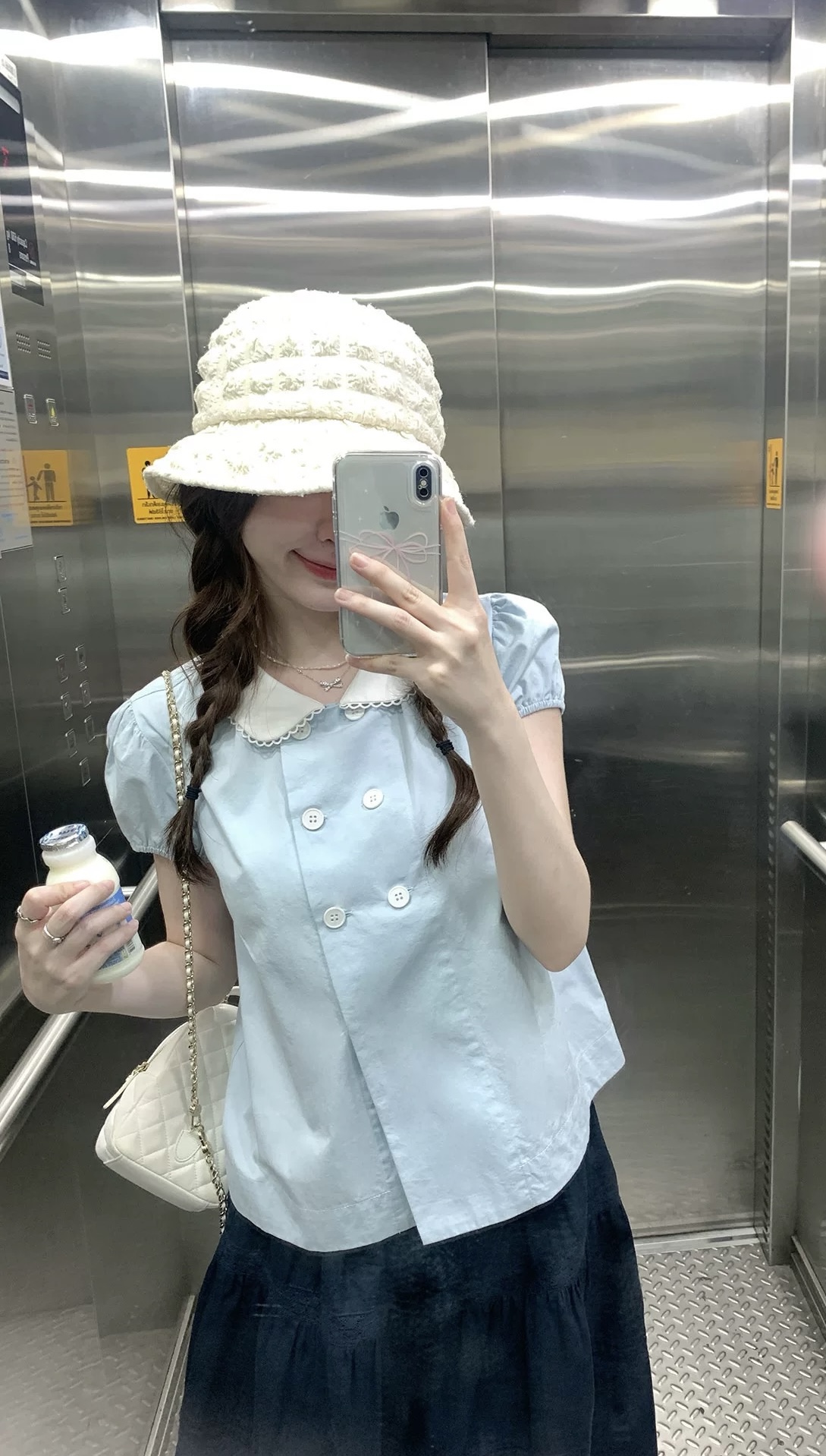 베이비 칼라 이중 버튼 반팔 여성 셔츠 착용 가져 가라. 다용도 슬림해 보이는 맨위