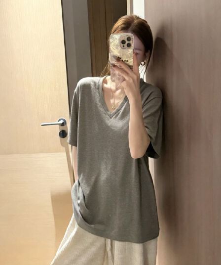 한 부서 V넥 회색 긍정적 인 어깨 반팔 티셔츠 여성 여름 느긋한 바람 느슨함 센스 루즈핏 슬림해 보이는 캐주얼 동정 맨위
