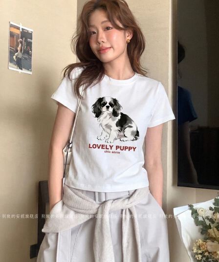 화이트 긍정적 인 어깨 강아지 프린트 반팔 티셔츠 여성 여름 핫걸 몸매 가꾸기 쇼트 스타일 동정 작은 날다 소매 품격 맨위