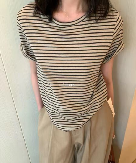 이른 가을 켜기 새로운 미니멀리즘 캐주얼 레트로 한국 스타일 스트라이프 반팔 티셔츠 여성