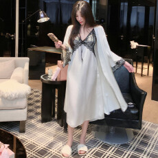批发睡衣女吊带性感春<b class='q'>秋</b>两件套法式刺绣蕾丝长袖伴娘晨袍冰丝睡裙深V