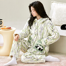 批发冬季鹅棉绒三层夹棉加厚加绒保暖翻领宽松珊瑚绒夹棉睡衣可外穿