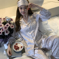 批发春季<b class='q'>睡衣</b>女法式轻奢冰雪丝长袖豹纹高级感<b class='q'>丝绸</b>家居服套装夏带眼罩