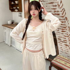 批发春季三件套家居服女高级感提花冰雪丝夏吊带长裤甜美轻奢长袖<b class='q'>睡衣</b>