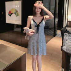 批发吊带睡裙女<b class='q'>夏</b>性感莫代尔冰丝2026年私房情调纯欲风露背小心机睡衣