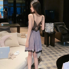 批发<b class='q'>夏</b>季新款女睡衣性感法式蕾丝网纱带胸垫冰丝吊带睡裙袍纯欲风裙子