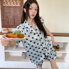 批发夏季女网红风甜美短袖冰雪丝翻领2026年新款高级感家居服<b class='q'>睡衣</b>套装