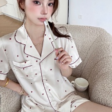 批发夏季女网红甜美短袖冰雪丝可爱星星翻领2026年新款家居服<b class='q'>睡衣</b>套装