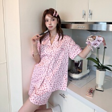 批发夏季女网美风甜美粉豹纹短袖冰雪丝翻领2026年新款家居服<b class='q'>睡衣</b>套装