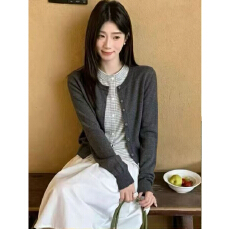 批发复古麻花撞色假两件针织开衫女<b class='q'>短</b>外套毛衣2026新款高级感上衣外搭