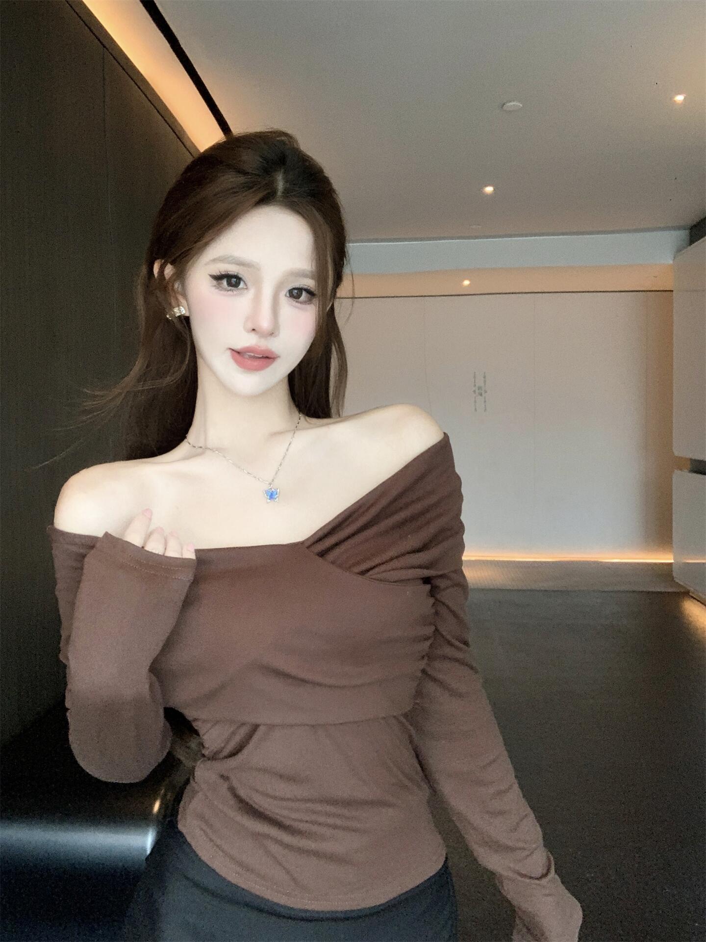 실사 정가 십자가 V넥 오프숄더 긴팔 기본 셔츠 여성 가을 봄 섹시함 몸매 가꾸기 긴팔 티셔츠 맨위