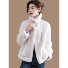 批发韩系高级感皮毛一体拼接<b class='q'>外套</b>女秋冬2025新款流行网红爆款加厚上衣