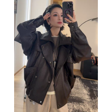 批发2026<b class='q'>春</b>季新款泡纹绵羊皮复古重工飞行员双领皮衣夹克女