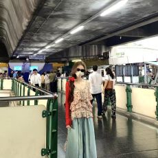 批发莓果奶冻 夏季新款雪纺红碎花小吊带女无袖套头打底衫上衣