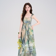 批发“繁花绿影”微胖mm法式复古扎染度假吊带裙<b class='q'>大码</b>连衣裙