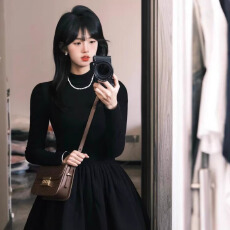 批发茶歇法式小个子黑色针织毛衣<b class='q'>连衣裙</b>子<b class='q'>女</b>装夏季新款公主蓬蓬裙