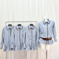 批发实拍--韩系气质休闲撞色条纹长袖衬衫女装2025<b class='q'>秋</b>季新款收腰上衣