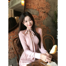 批发法式温柔粉色长袖<b class='q'>连衣裙</b>早秋巨好看穿搭新款气质<b class='q'>名媛</b>收腰长裙