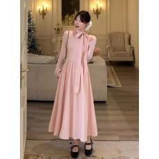 批发粉色蝴蝶结长袖<b class='q'>连衣裙</b>女秋季温柔风气质收腰a字裙显瘦长裙