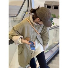 批发设计感<b class='q'>中长款</b>工装派克服女冬内里羊羔毛加厚保暖百搭翻领外套